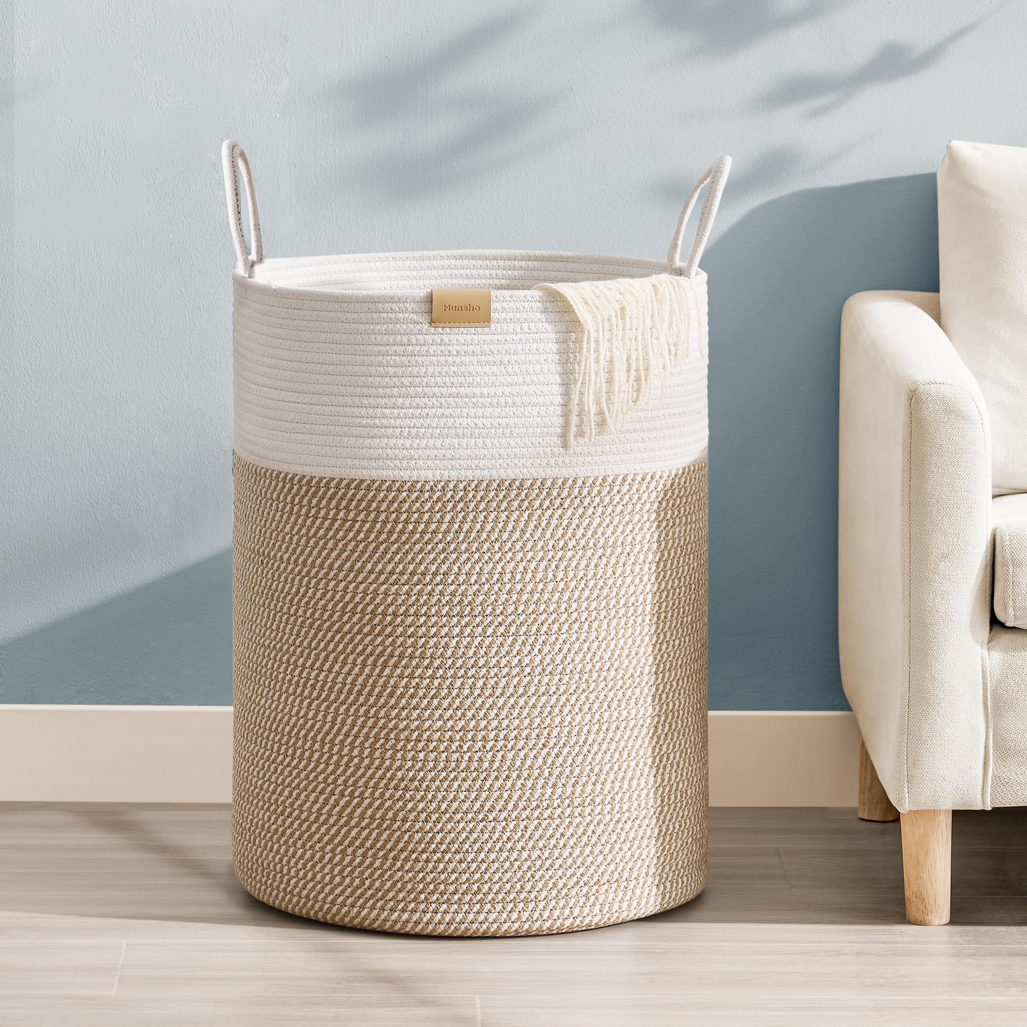 Laundry basket clothes storage